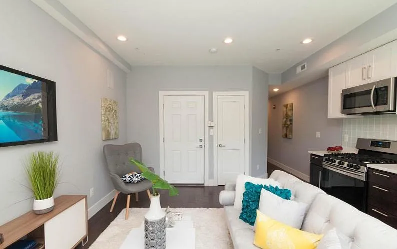 1038 Bladensburg Rd NE — Photo 4