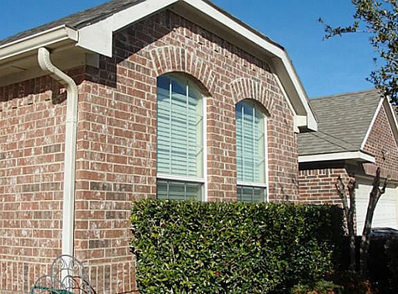 4th image of 1217 Brownford Dr