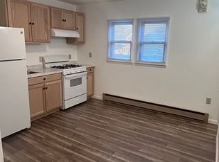 105 6th St #4, Schenectady, NY 12302