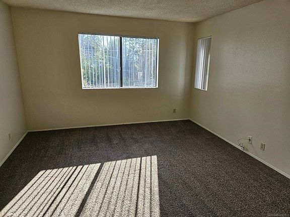2nd image of 5990 Dandridge Ln Unit 177