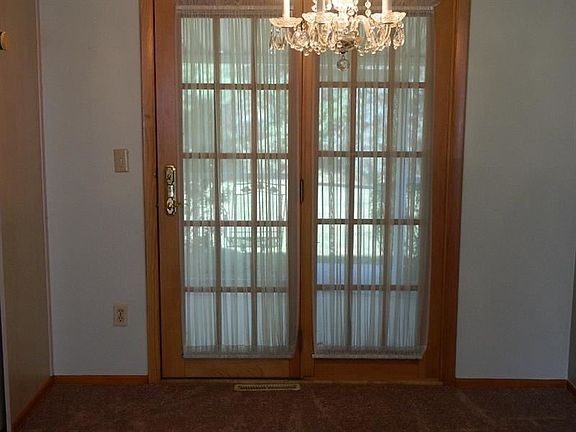 5th image of 1798 Diane Merle Dr