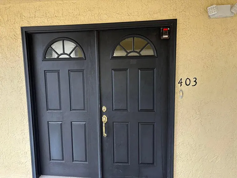 190 Escambia Ln #403 — Photo 2