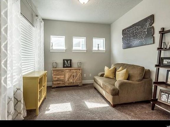 Entryway Room