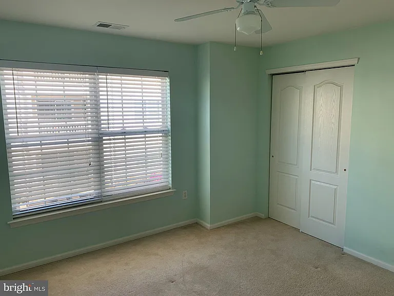 110 Lionheart Ln — Photo 11