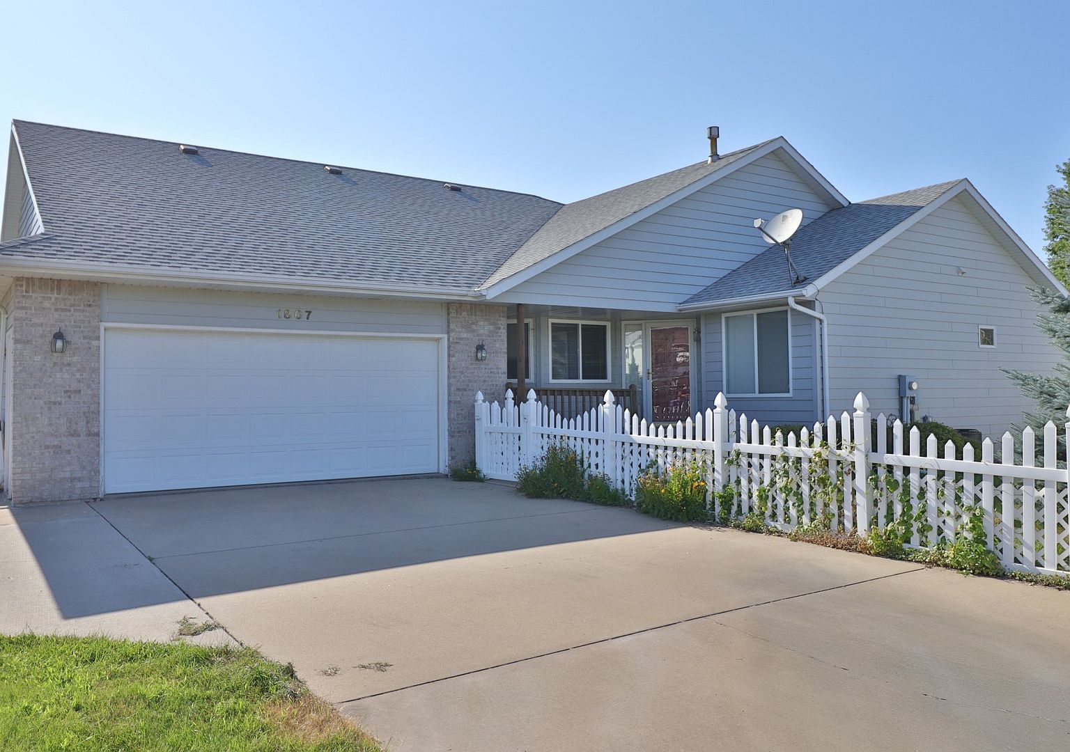 1807 E 57th St, Sioux Falls, SD 57108 Zillow