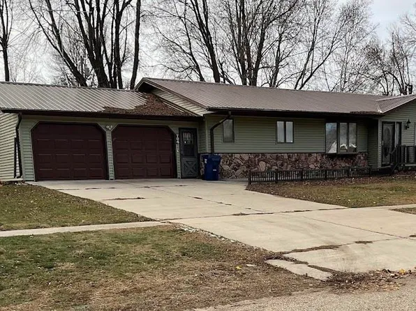 704 Lyon St, Little Rock, IA 51243