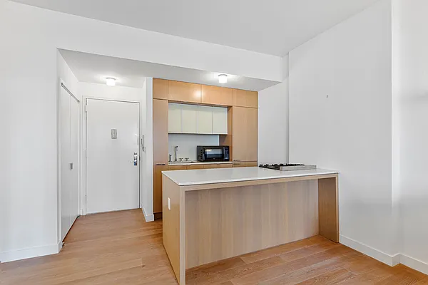 Rented by Platinum Properties | media 25