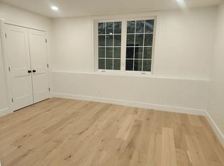 17 School St, Hudson, MA 01749