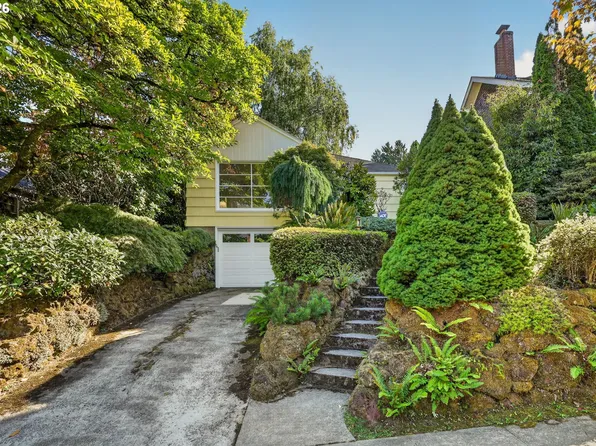 4116 NE Hazelfern Pl, Portland, OR 97232
