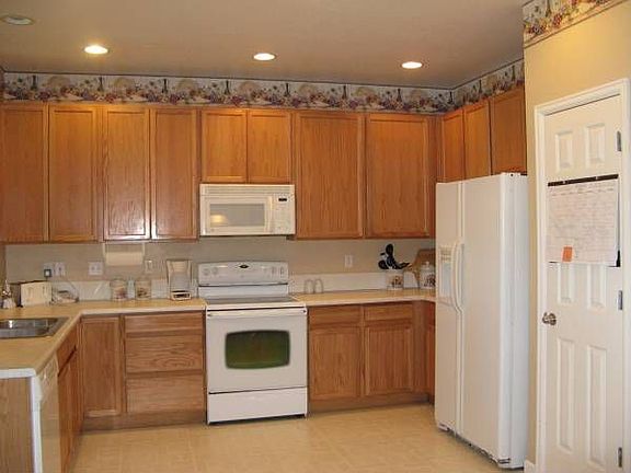 Large Kitchen 42" oak cabinets