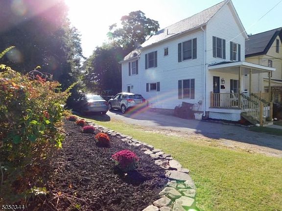 2nd image of 46 Pine St