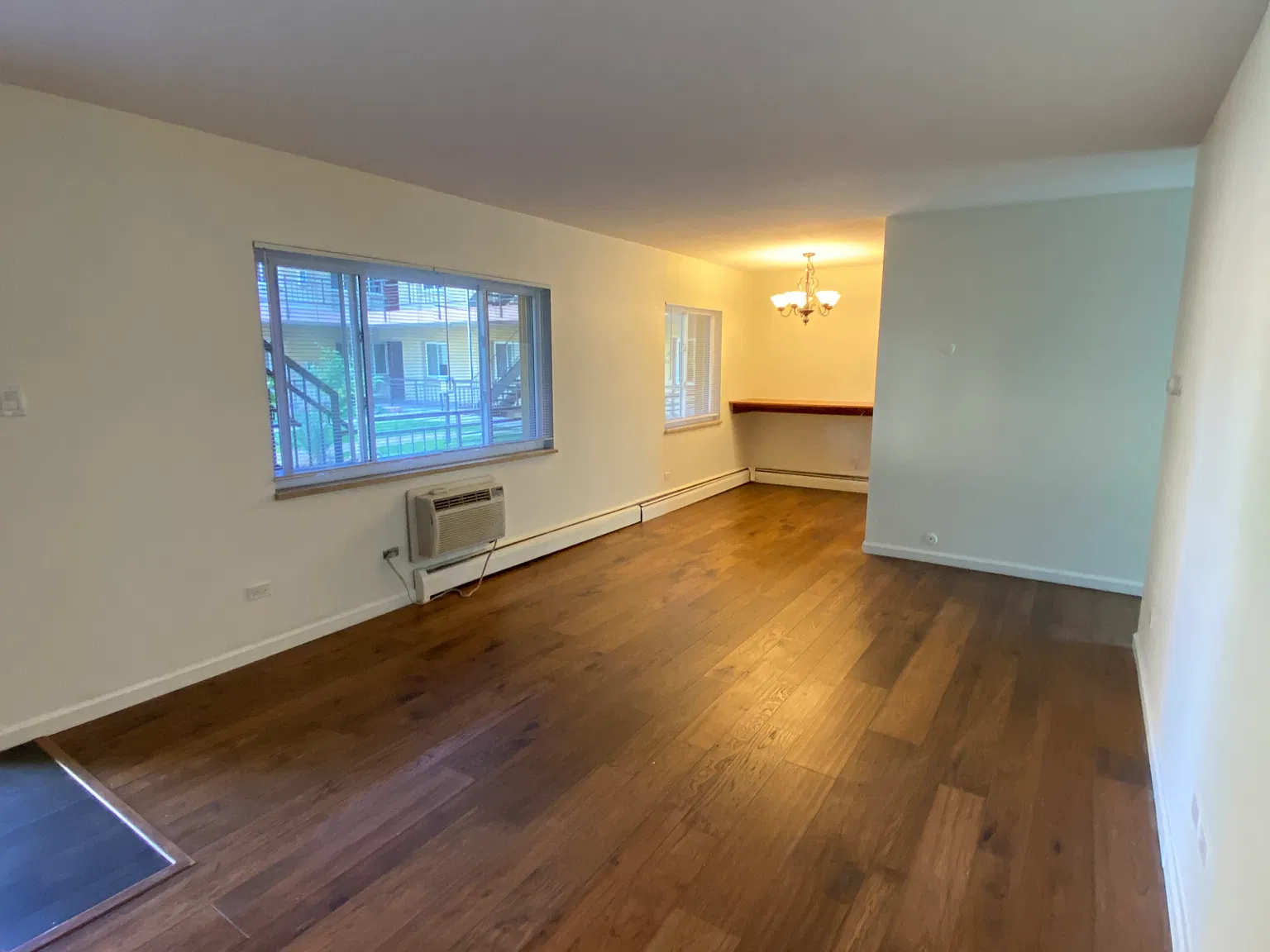 2 bed, 868 sqft, $3,000 — Photo 3
