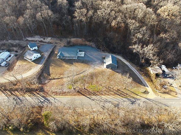 5th image of 9133 Highway 10