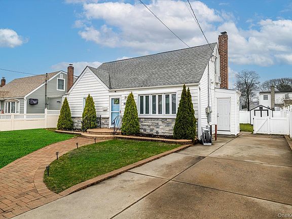 3rd image of 3357 4th Street