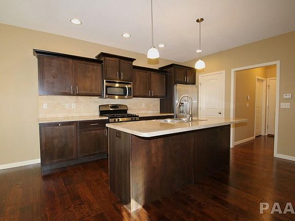 4th image of 10023 N Brompton Ct