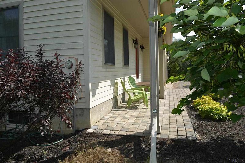 2nd image of 763 MIDDLE LINE Road