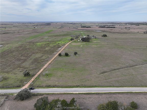 4th image of 2 County Road 258