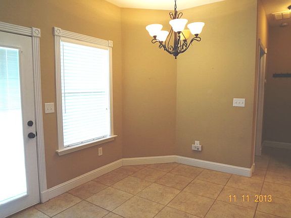 4th image of 600 Sunset Dr