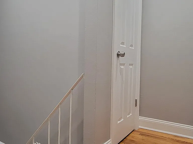 2076 E 55th St #3 — Photo 16