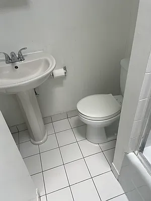 Rented by Royal House Realty, Inc. | media 11