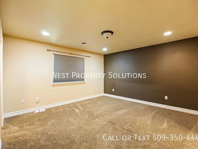547 S Bayside St — Photo 23