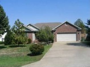 1213 Bark Ridge Cir, Hopkinsville, KY