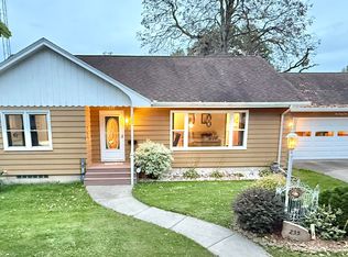 235 Clark St, Reedsburg, WI 53959