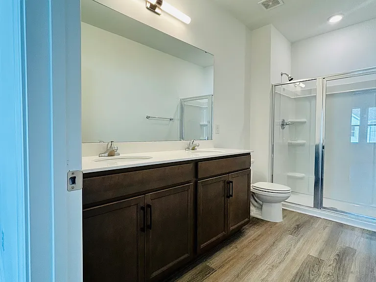 7121 Fisk Dr NE — Photo 26