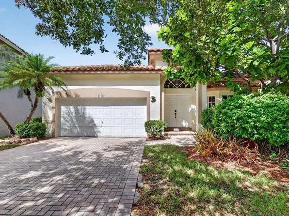 1976 NW 169TH Avenue, Pembroke Pines, FL 33028
