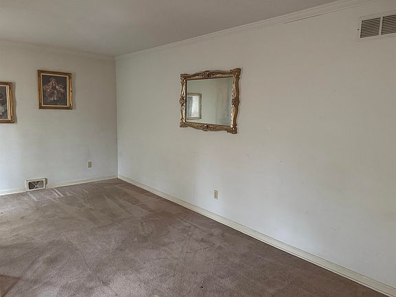4th image of 5276 Cresser St