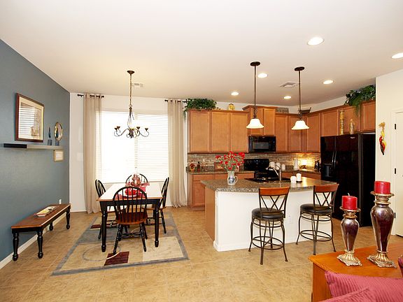 4th image of 20742 W Valley View Dr