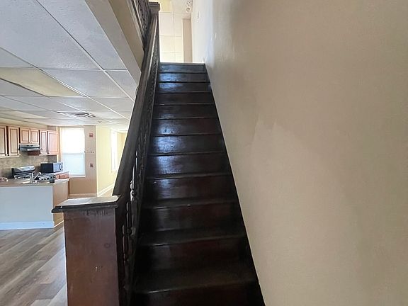 5th image of 327 Dekalb St #2