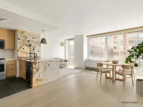 415 Main St APT 9D, New York, NY 10044