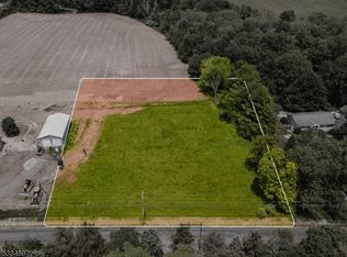 584 Oak Grove Rd, Frenchtown, NJ 08825