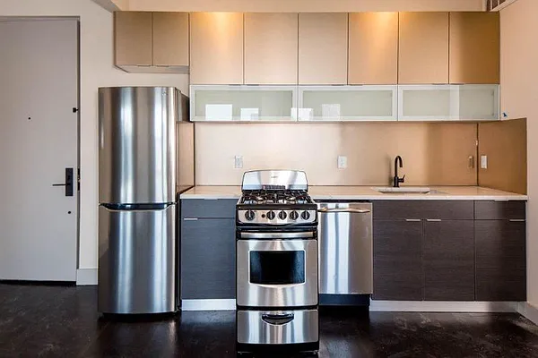 Rented by Nooklyn NYC LLC | media 21