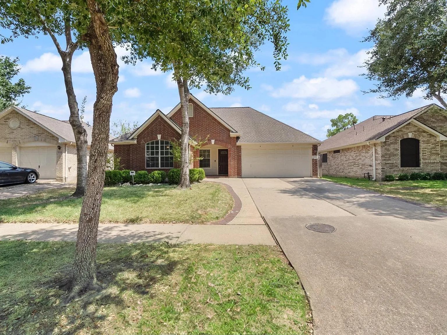 3 bed, 2.0 bath, 1580 sqft, $2,400 — Photo 3