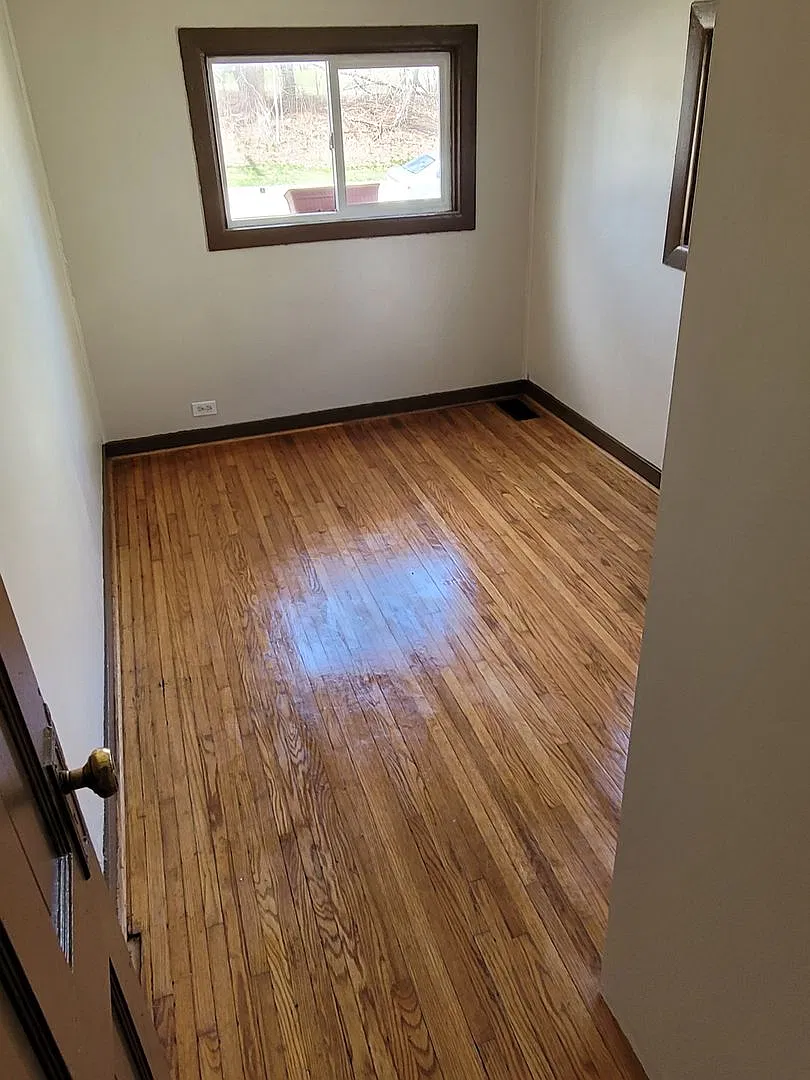 Cozy 2 bedroom single family home — Photo 3