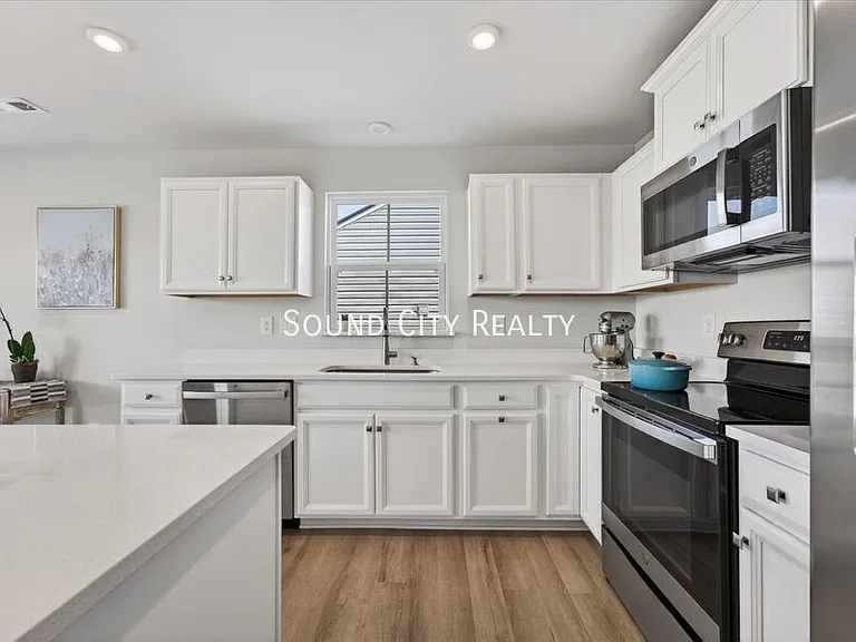 2648 Thornton Grove Blvd — Photo 11