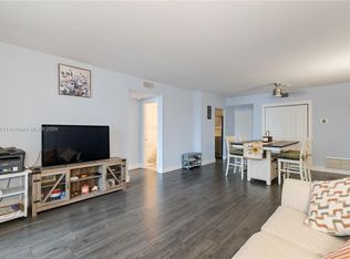 4200 Hillcrest Dr APT 208, Hollywood, FL 33021