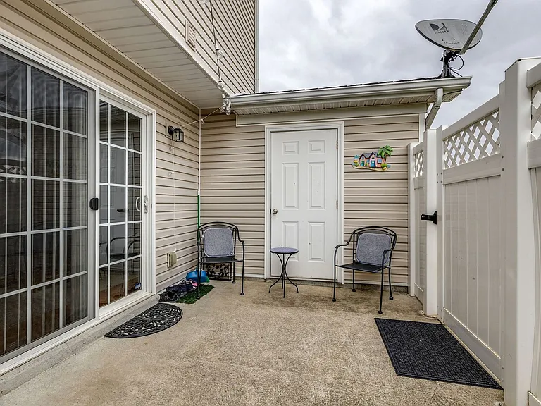 1790 Red Jacket Dr — Photo 20
