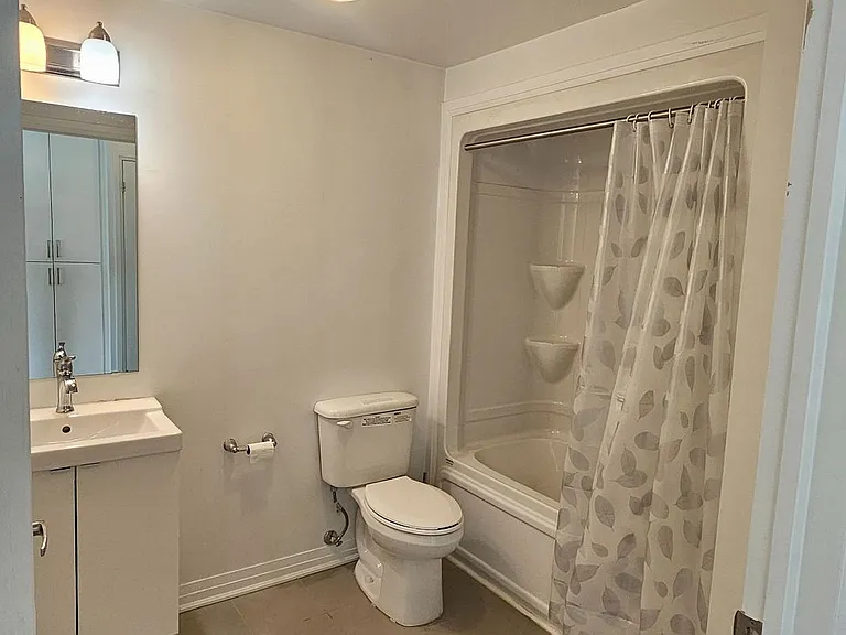 1900 Simcoe St N #231 — Photo 10