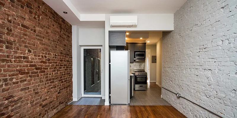 Rented by Compass | media 37