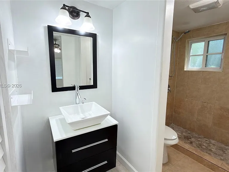 403 SW 148th Ave #3B — Photo 23