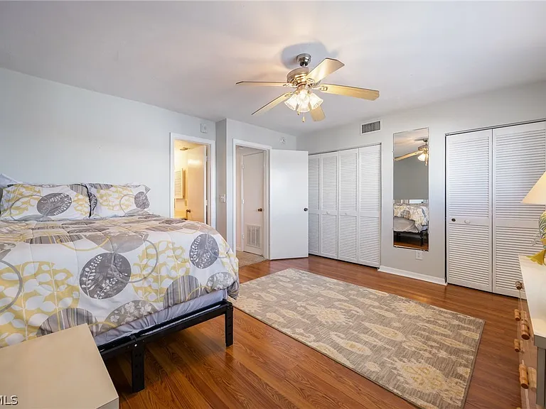4511 Bay Beach Ln #315 — Photo 18