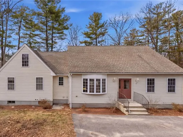 73 Deer Run Trl, Smithfield, RI 02917