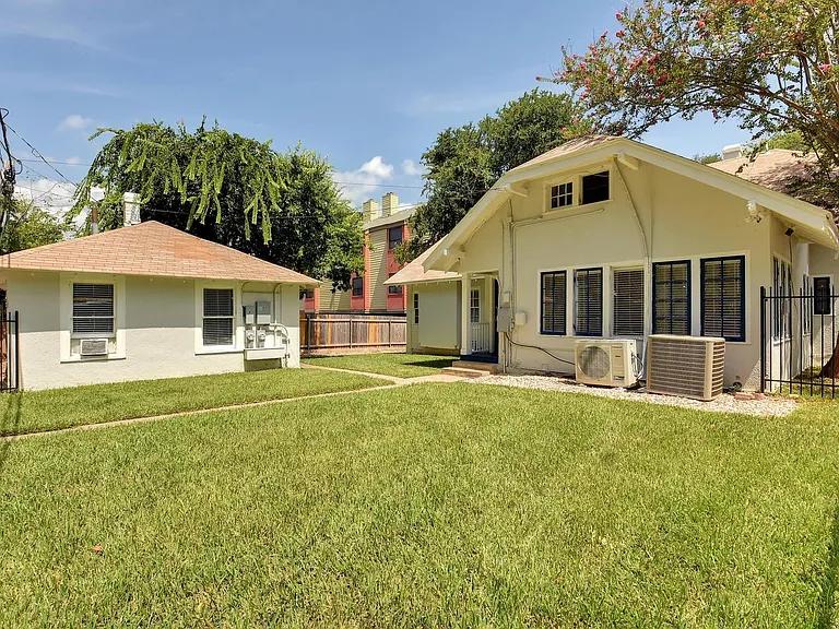 903 Shoal Cliff Ct — Photo 47