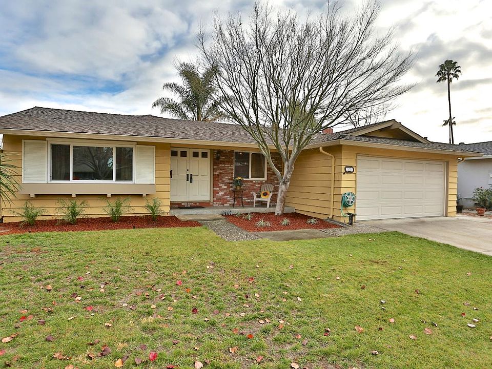 1st image of 970 Normington Way