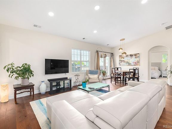 4th image of 2290 Akron Court #103