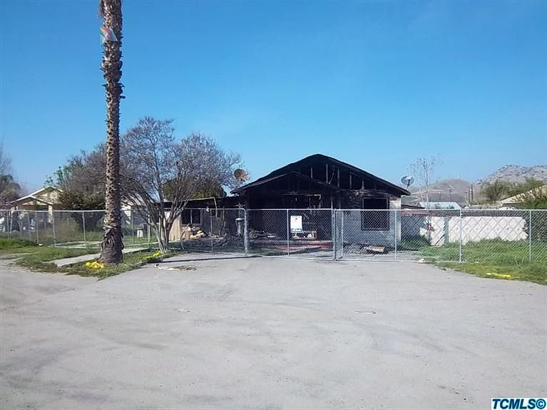 1st image of 1270 E Springville Avenue