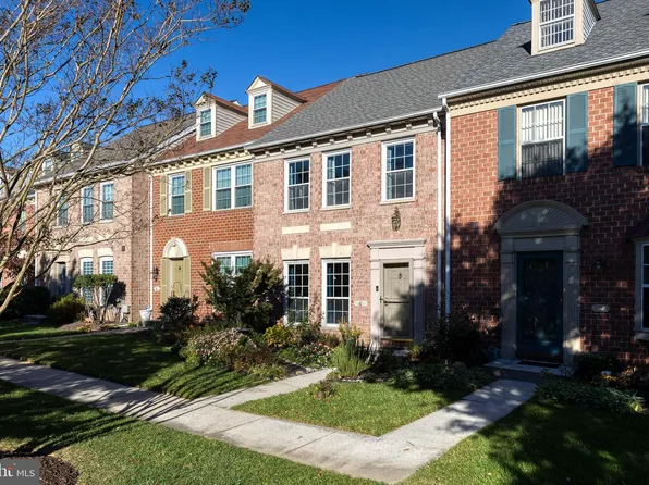 4 Tigreff Ct, Parkville, MD 21234